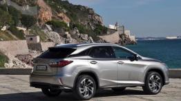 Lexus RX - galeria redakcyjna - widok z tyłu