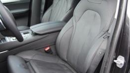 BMW X6 F16 xDrive30d 258KM - galeria redakcyjna - fotel kierowcy, widok z przodu