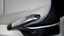 Ford C-MAX II Grand C-MAX 1.6 EcoBoost 150KM - galeria redakcyjna - hamulec ręczny