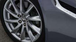 Jaguar F-Type V6 Satellite Grey - koło