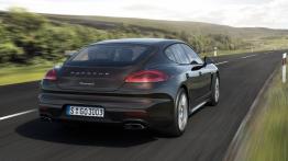 Porsche Panamera Facelifting (2013) - widok z tyłu