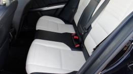 Mercedes GLK Off-roader Facelifting 350 CDI BlueEFFICIENCY 265KM - galeria redakcyjna - tylna kanapa