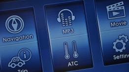 Chevrolet Captiva II - galeria redakcyjna - ekran systemu multimedialnego