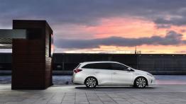 Toyota Auris II Hybrid Touring Sports (2013) - prawy bok