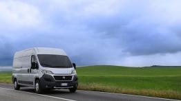 Fiat Ducato III Facelifting Furgon (2014) - widok z przodu