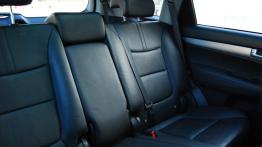 Kia Sorento II Facelifting 2.2 CRDi - galeria redakcyjna - tylna kanapa