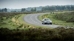 Bentley Flying Spur V8 (2014) - widok z przodu