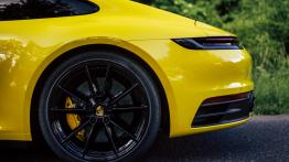 Porsche 911 Carrera S - galeria redakcyjna - lewy bok