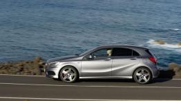Mercedes A 250 Sport (W176) 2012 - lewy bok