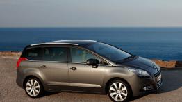 Peugeot 5008 - prawy bok
