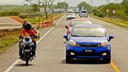 Kia Rio sedan 2012 - widok z przodu