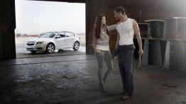 Chevrolet Cruze hatchback ECO-TEC - lewy bok