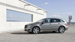 Mercedes klasy R 2011 - lewy bok