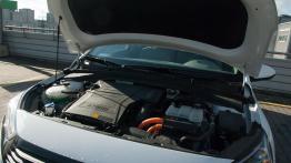 Hyundai Ioniq Hybrid – dokąd zmierzasz, technologio?