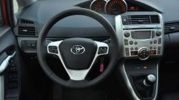 Toyota Verso - Rodzinny paradoks