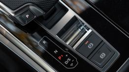 Audi Q7 facelifting ? pierwsza jazda - panel sterowania na tunelu ¶rodkowym