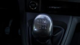 Peugeot Traveller Business VIP Long - galeria redakcyjna - d?wignia zmiany biegów