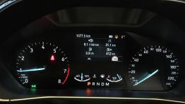 Ford Focus 1.5 Ecoboost 182 KM ST Line - galeria redakcyjna - zestaw wska?ników