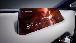 Nissan Sway Concept (2015) - ekran systemu multimedialnego