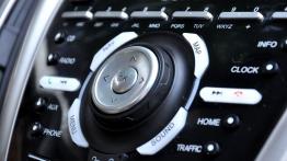 Ford C-MAX II Grand C-MAX 1.6 EcoBoost 150KM - galeria redakcyjna - konsola środkowa