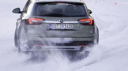 Opel Insignia Country Tourer (2013) - testowanie auta