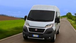 Fiat Ducato III Facelifting Furgon (2014) - widok z przodu