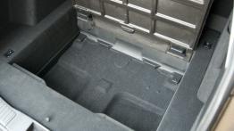 Honda Civic IX Tourer 1.8 i-VTEC - galeria redakcyjna - schowek pod podłogą bagażnika