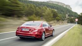 Mercedes CLS 500 4MATIC C218 Facelifting (2015) - widok z tyłu