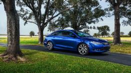 Chrysler 200S (2015) - prawy bok