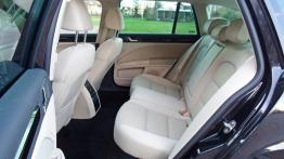 Skoda Superb II Kombi Facelifting 1.8 TSI 160KM - galeria redakcyjna - tylna kanapa