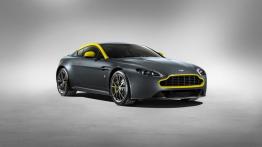 Aston Martin V8 Vantage N430 (2014) - przód - reflektory wyłączone