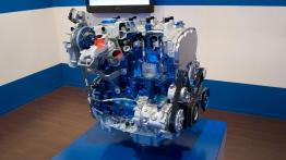 Ford Transit 2014 - galeria redakcyjna - silnik solo