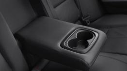 Honda Crosstour Facelifting - podłokietnik tylny