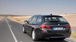 BMW Seria 5 F11 - widok z tyłu
