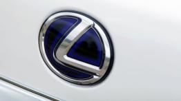 Lexus RX 450h F Sport - emblemat