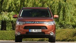Mitsubishi Outlander III - widok z przodu