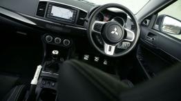 Mitsubishi Lancer Evolution X FQ-400 - pełny panel przedni