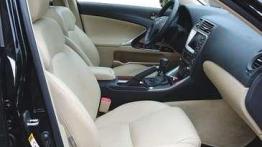 Czy warto kupić: używany Lexus IS (od 2005 do 2013)
