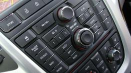 Błyskawica, która odwraca głowy - Opel Astra GTC