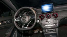 Mercedes A250 Sport 4MATIC - zerwany z łańcucha