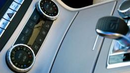 Roadstery w dwóch smakach - BMW Z4 35isDrive vs Mercedes SL350 BlueEFFICIENCY