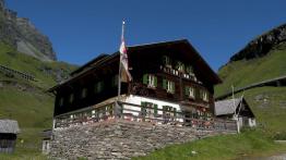 Wakacje z hybrydą - Toyota Auris