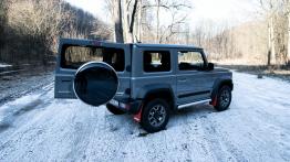 Suzuki Jimny 1.5 102 KM - galeria redakcyjna - prawy bok