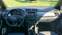 Skoda Fabia 1.0 TSI 110 KM - galeria redakcyjna - inny element panelu przedniego