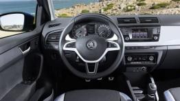 Skoda Fabia III hatchback (2015) - kokpit