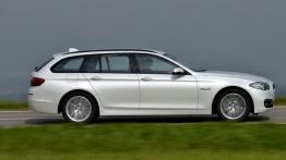 BMW serii 5 F11 520d Touring (2015) - prawy bok