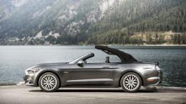Ford Mustang VI Cabrio GT (2015) - wersja europejska - lewy bok