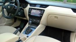 Skoda Octavia III Kombi  KM - galeria redakcyjna - pełny panel przedni