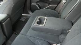 Honda Civic IX Tourer 1.8 i-VTEC - galeria redakcyjna - podłokietnik tylny