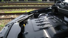 Volkswagen Golf VII Sportsvan - galeria redakcyjna - maska otwarta